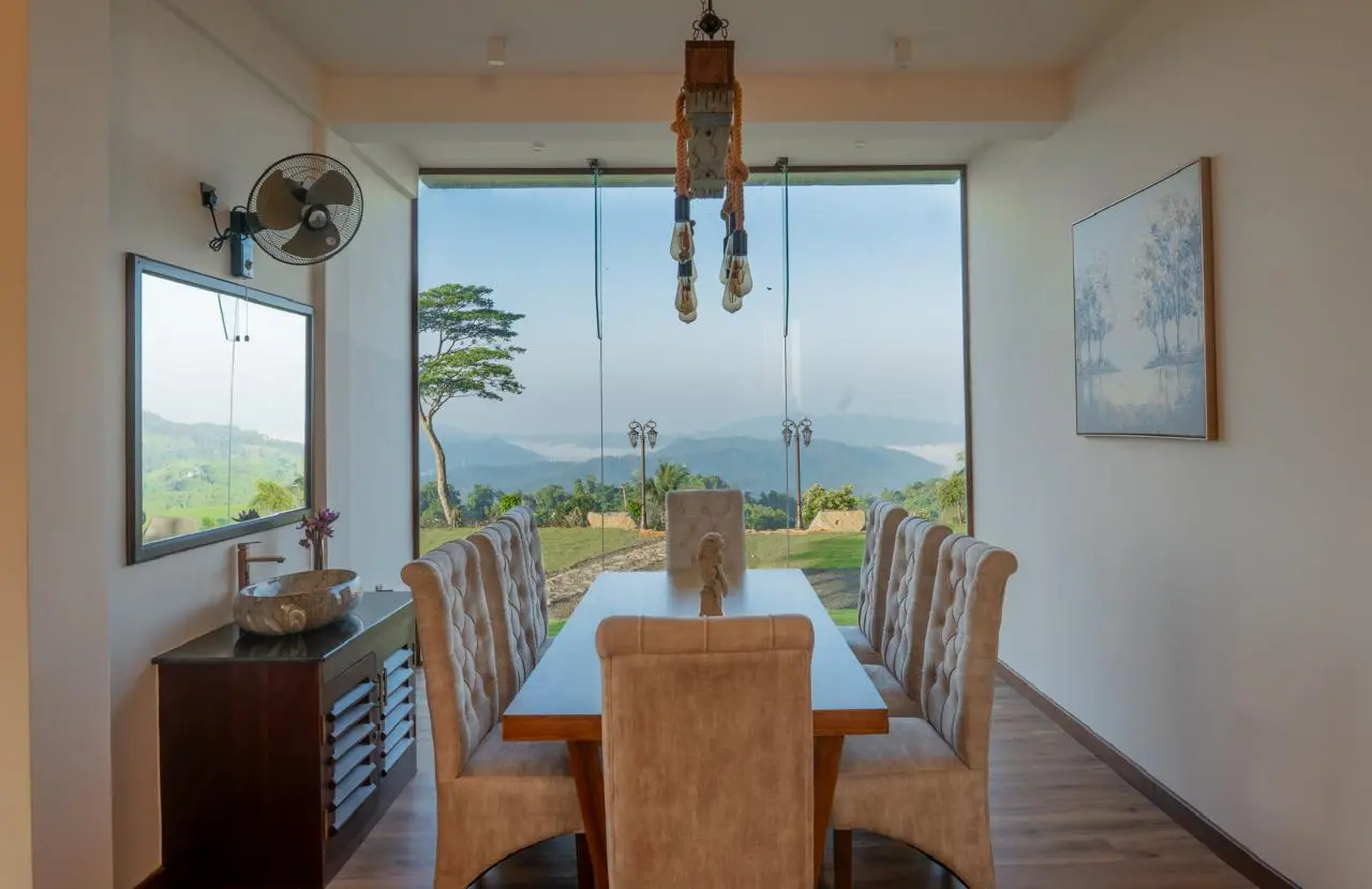 Dining room with mountain view